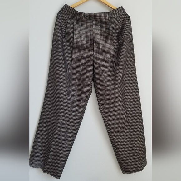 [E. J. SAMUEL] Fancy 3-Piece Check Suit with Silk Handkerchief in Pocket - Picture 2 of 12